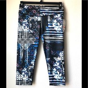 SHOACTIVE LEGGINGS CAPRI M NWT